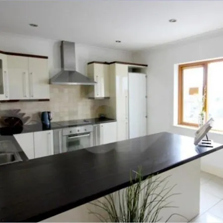 Apartment Beautiful 3-Bed Apartment In Furbo Barna Area Galway