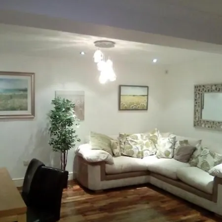 Apartment Beautiful 3-Bed Apartment In Furbo Barna Area